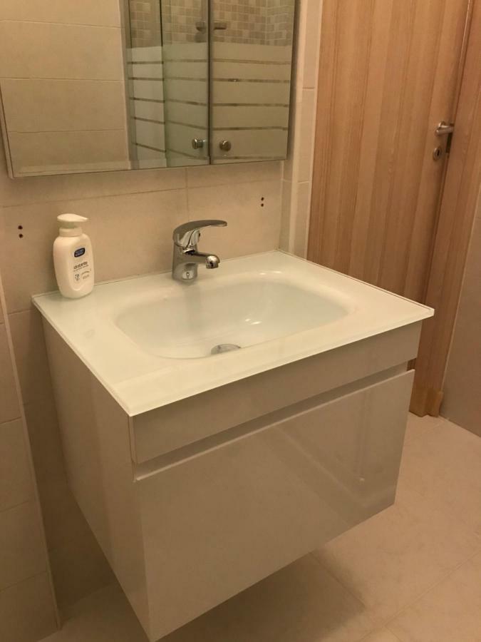 La Casa Di Flo Hotel Наполи Екстериор снимка